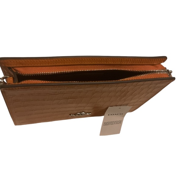 NWT_Coach washed Orange Croc-Embossed Leather. - Picture 5 of 5